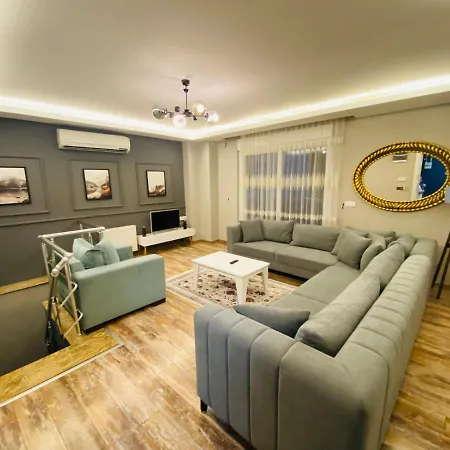 Apart Otel Royal Loft 4*